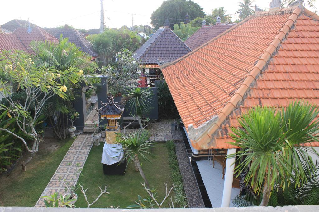 Arya Inn Enny Salon And Spa Lembongan Habitación foto